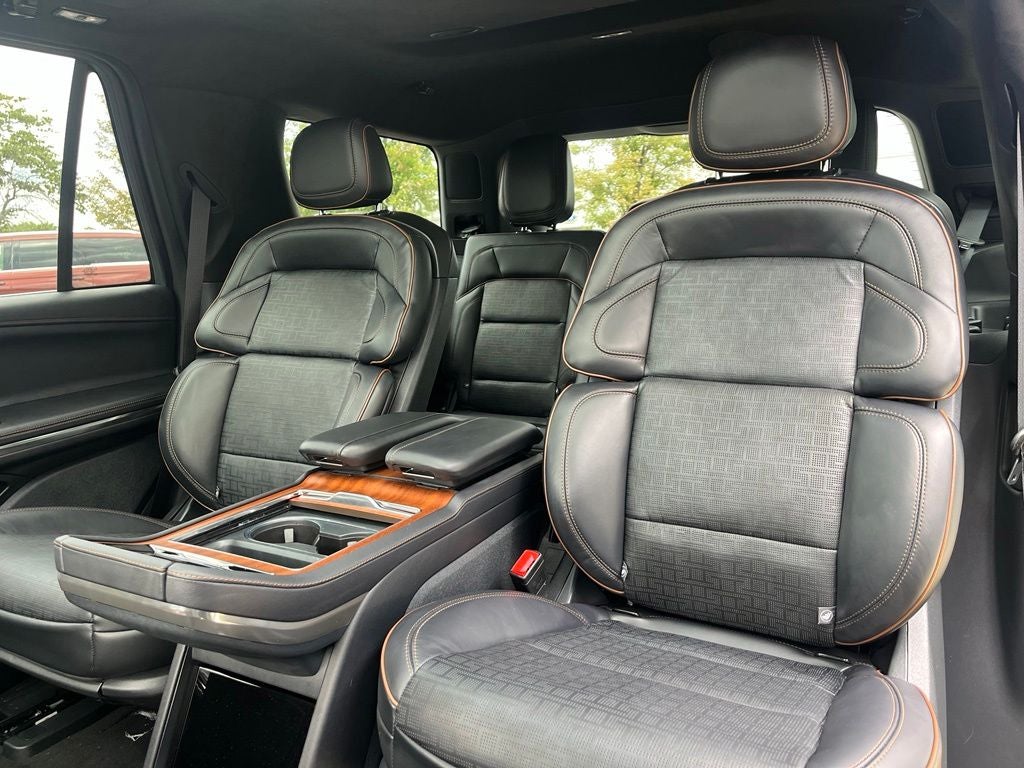 2025 Lincoln Navigator Black Label 4WD | Pano Roof | 360 Cam | BLIS | 24" Wheels