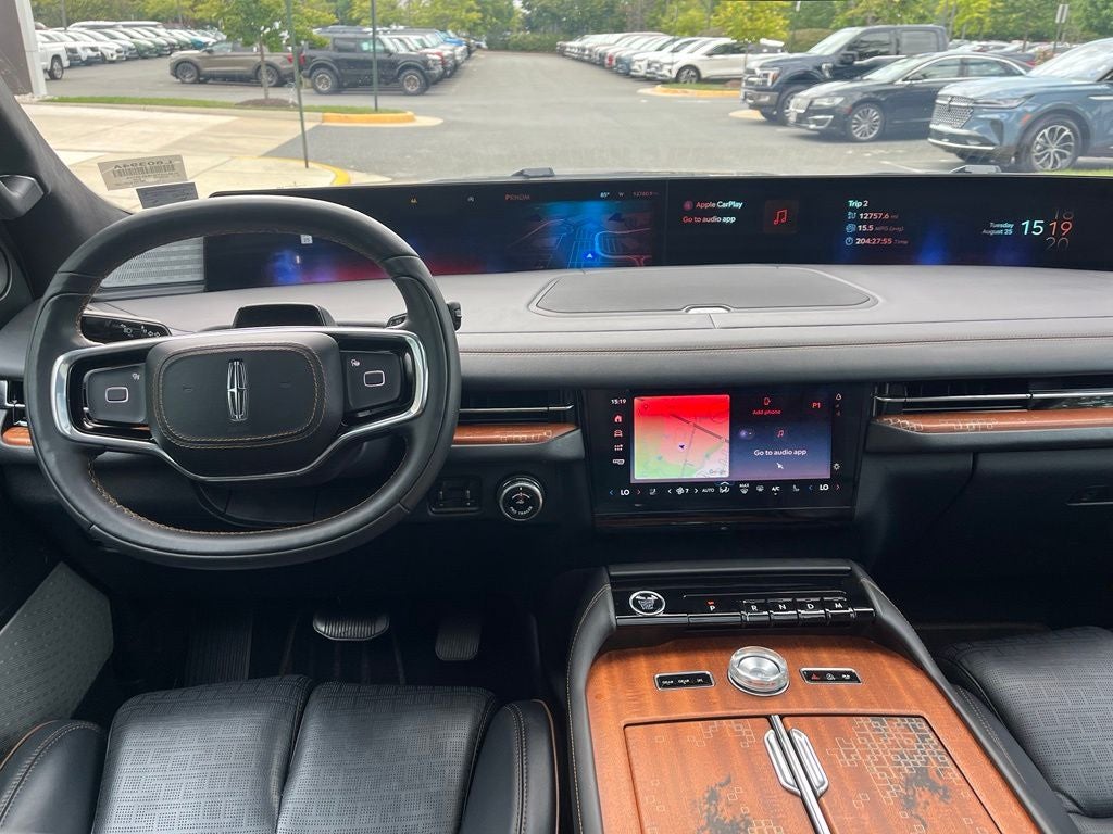 2025 Lincoln Navigator Black Label 4WD | Pano Roof | 360 Cam | BLIS | 24" Wheels