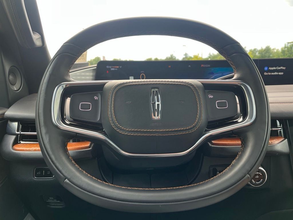 2025 Lincoln Navigator Black Label 4WD | Pano Roof | 360 Cam | BLIS | 24" Wheels