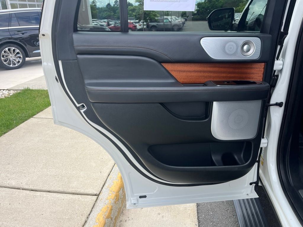 2023 Lincoln Navigator Black Label 4WD | Pano Roof | 360 Cam | BLIS