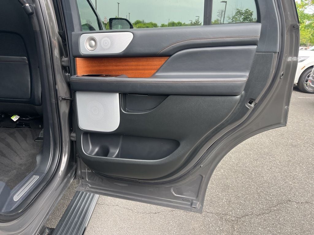 2023 Lincoln Navigator Black Label Special Eddition 4WD | Pano Roof | HD Tow Pkg