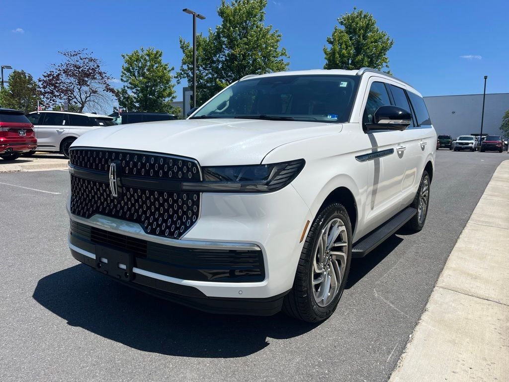 2026 Lincoln Navigator Premiere