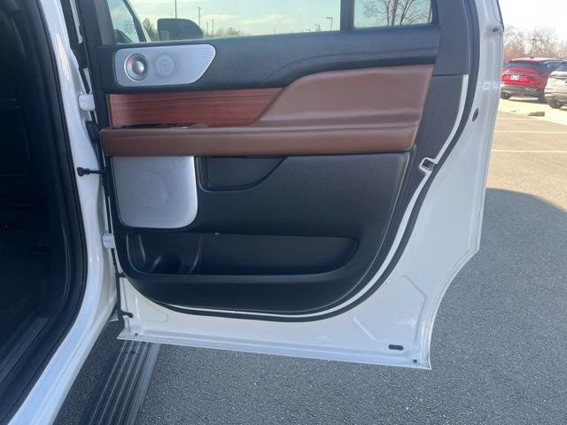 2024 Lincoln Navigator L Reserve 4WD | Pano Roof | HD Tow Pkg | 360 Cam | Lux Pkg