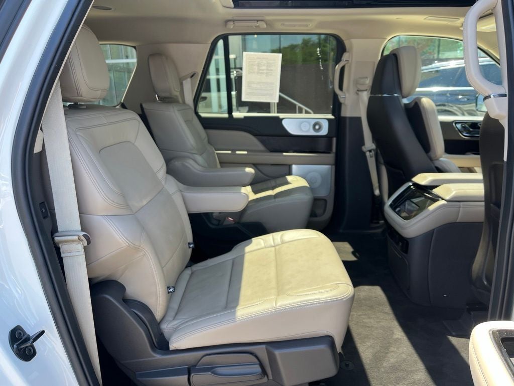 2023 Lincoln Navigator L Reserve 4WD | Pano Roof | 360 Cam | BLIS | HUD