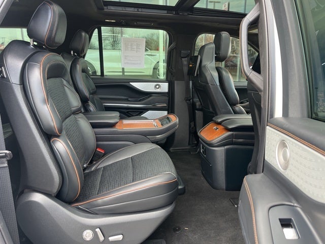2025 Lincoln Navigator L Black Label Special Edition 4WD