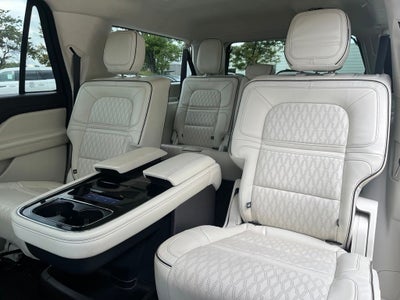 2022 Lincoln Navigator L Black Label 4WD | Pano Roof | 360 Cam | HUD | HD Tow