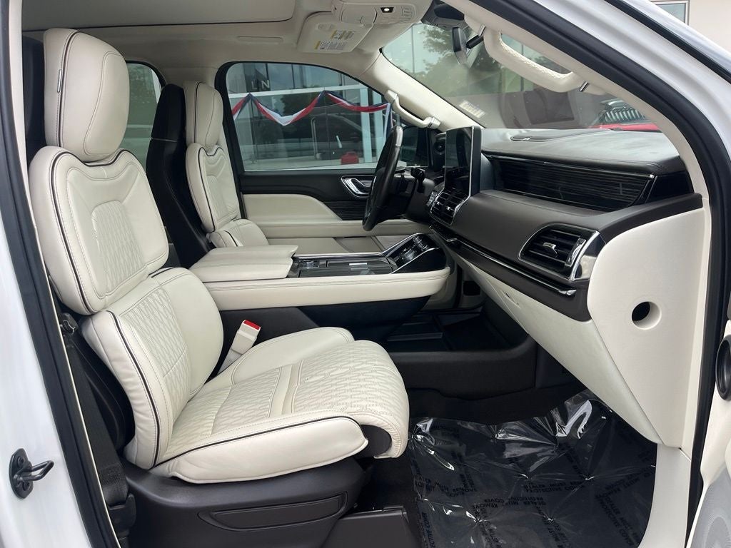 2022 Lincoln Navigator L Black Label 4WD | Pano Roof | 360 Cam | HUD | HD Tow