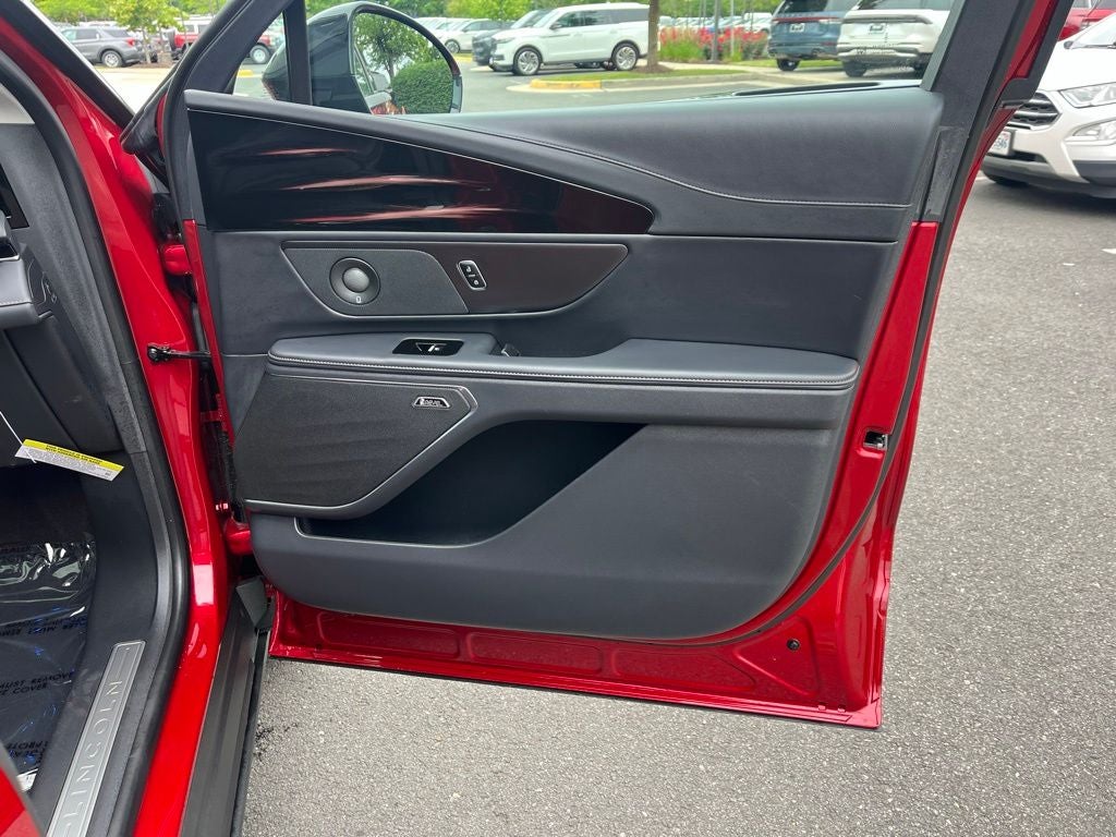 2026 Lincoln Nautilus Premiere | Jet Appearance Pack | Pano Moonroof | Bluecruis