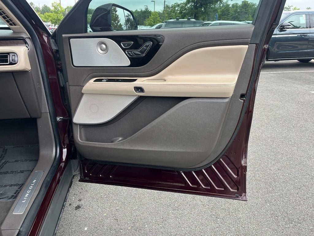 2023 Lincoln Aviator Plug-In Hybrid Grand Touring AWD | Luxury Pkg | Dynamic Pkg