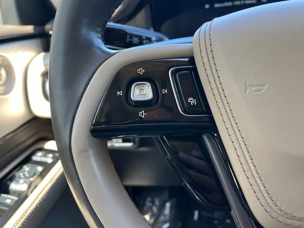 2023 Lincoln Aviator Plug-In Hybrid Grand Touring AWD | Pano Roof | 360 Cam | BLIS