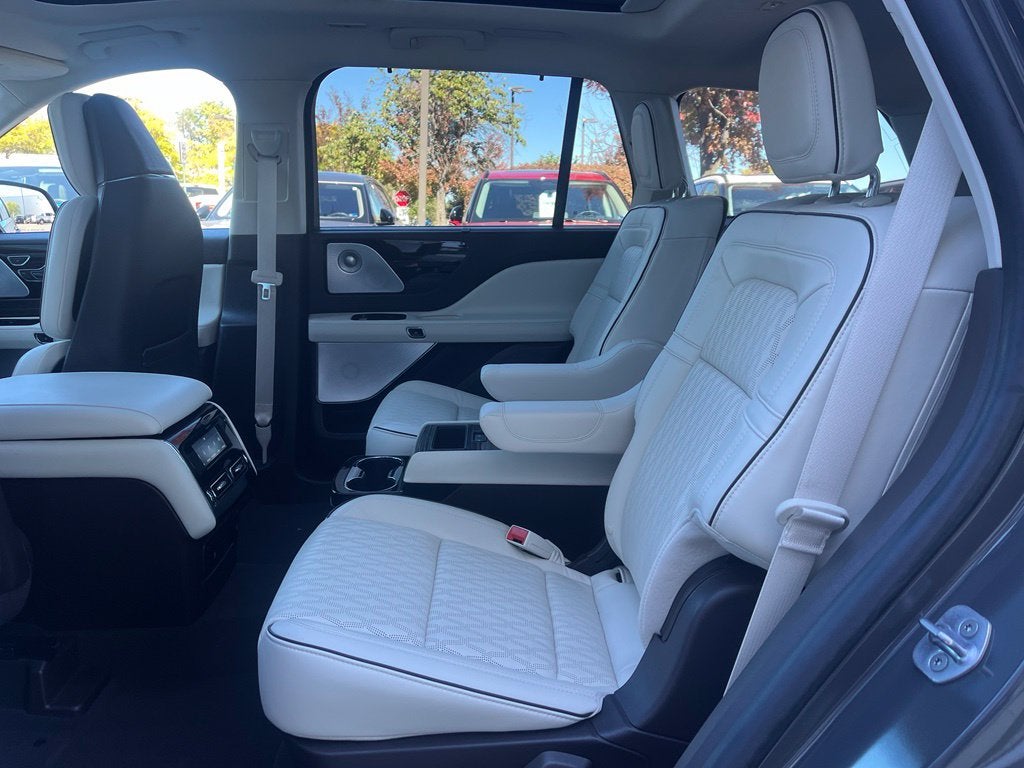 2022 Lincoln Aviator Plug-In Hybrid Black Label Grand Touring AWD | Pano Roof | HUD
