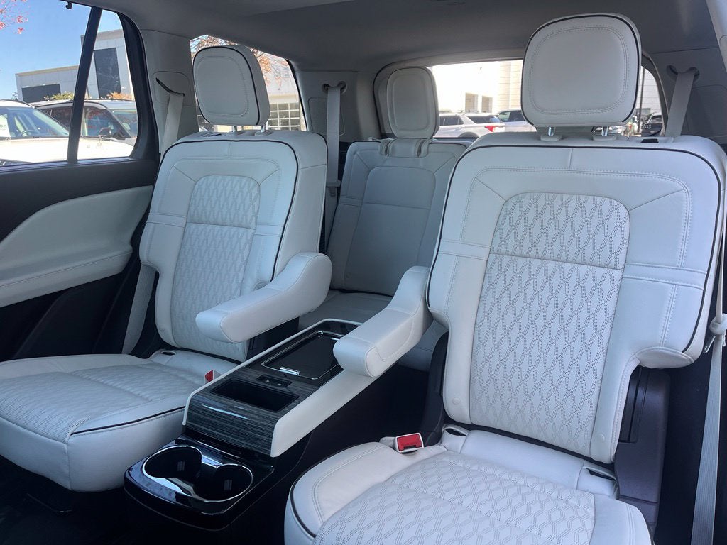 2022 Lincoln Aviator Plug-In Hybrid Black Label Grand Touring AWD | Pano Roof | HUD