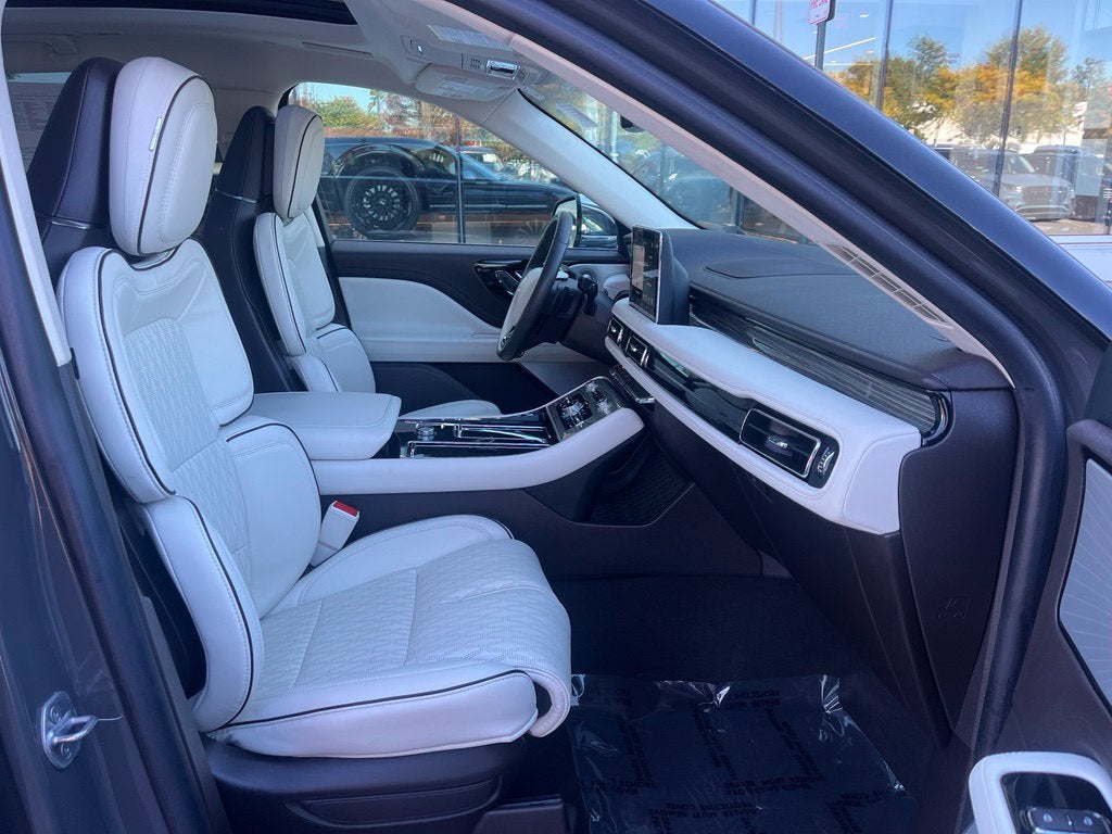 2022 Lincoln Aviator Plug-In Hybrid Black Label Grand Touring AWD | Pano Roof | HUD