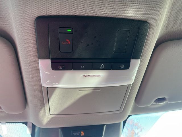 2023 Nissan Rogue SV | BLIS | CarPlay/Android Auto | Remote Start