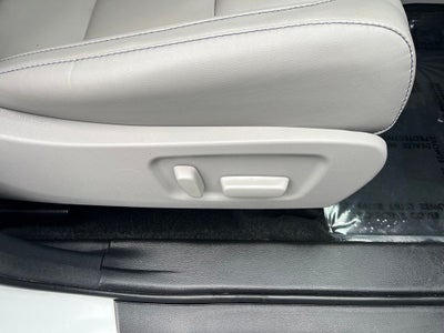 2018 Toyota Highlander XLE AWD | Nav | Sunroof | BLIS | Power Liftgate
