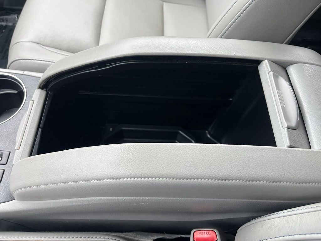 2018 Toyota Highlander XLE AWD | Nav | Sunroof | BLIS | Power Liftgate