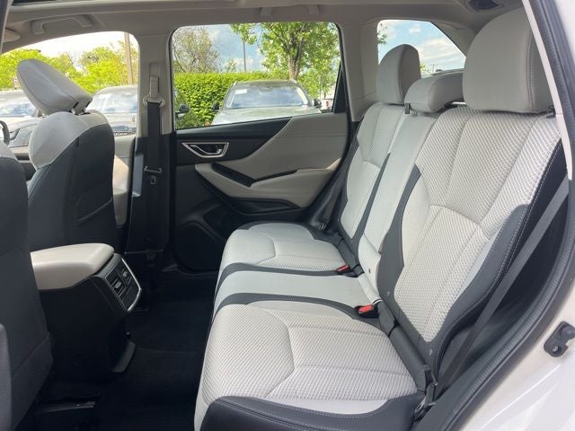 2022 Subaru Forester Premium | Pano Moonroof | Heated Front Seats | Adaptive Cr