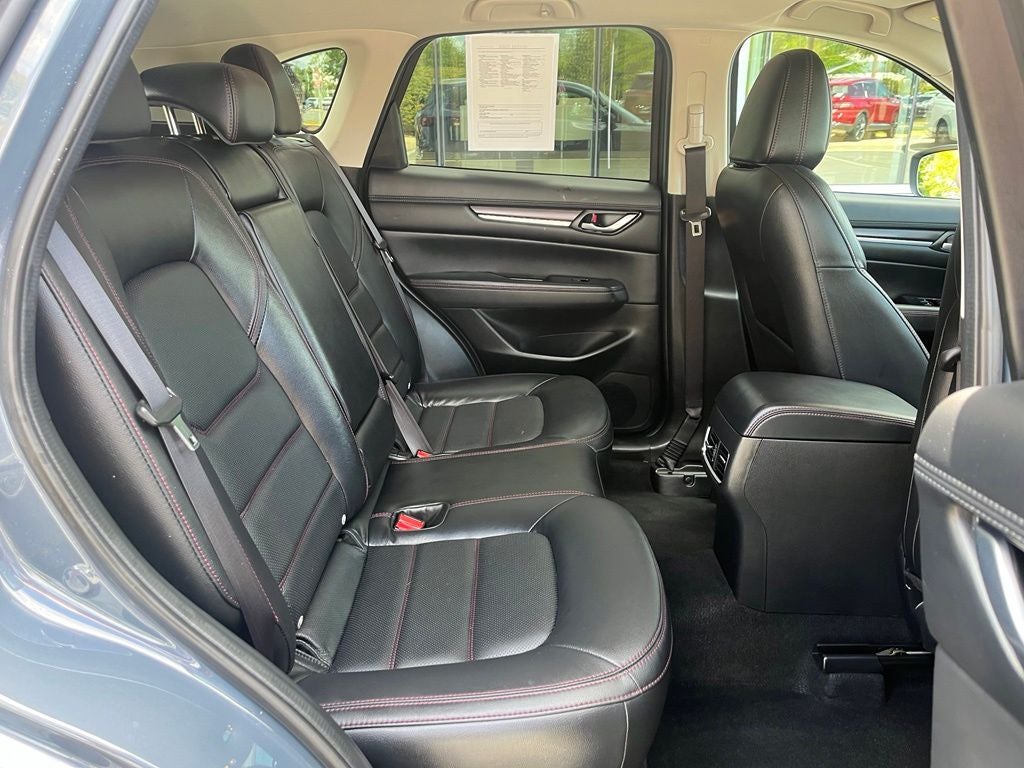 2025 Mazda Mazda CX-5 2.5 S Carbon Edition AWD | Moonroof | BLIS | Bose Sound