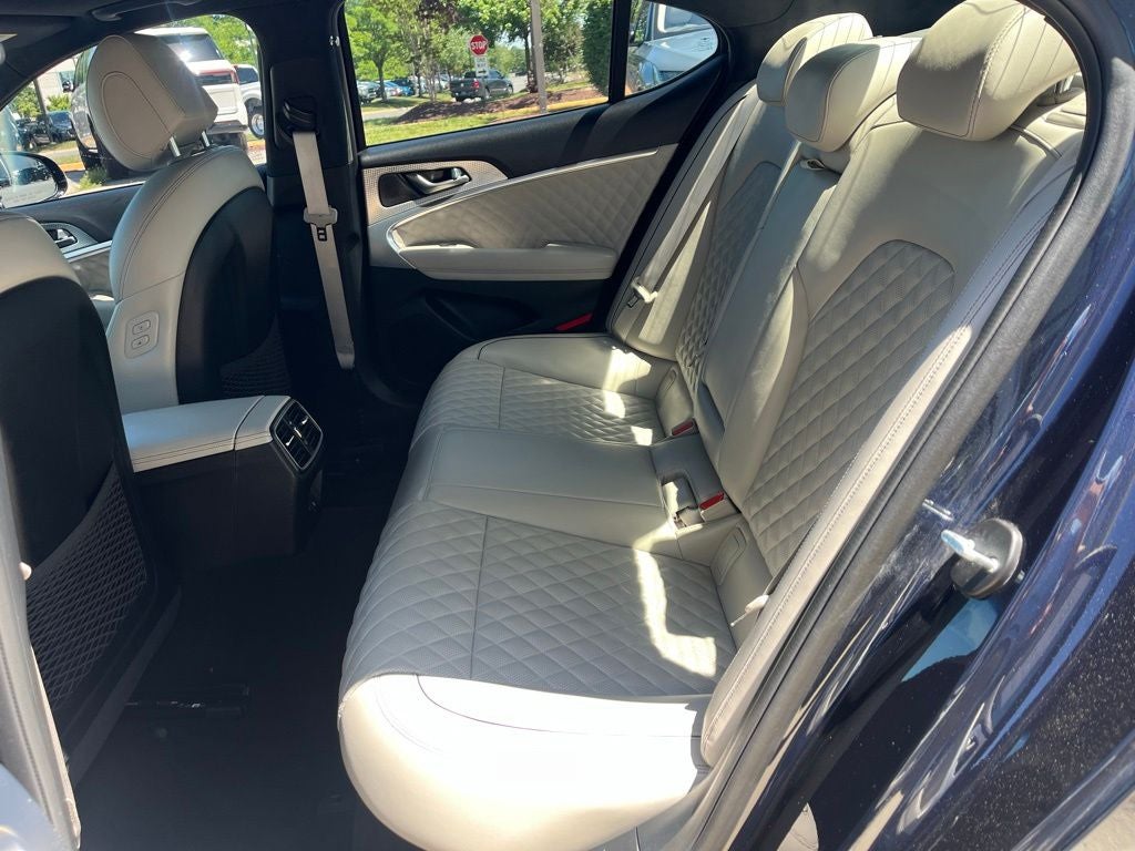 2023 Genesis G70 3.3T AWD | Sport Advanced & Prestige Pkg | Moonroof