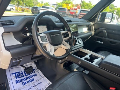 2025 Land Rover Defender 110 X-Dynamic SE 400PS AWD