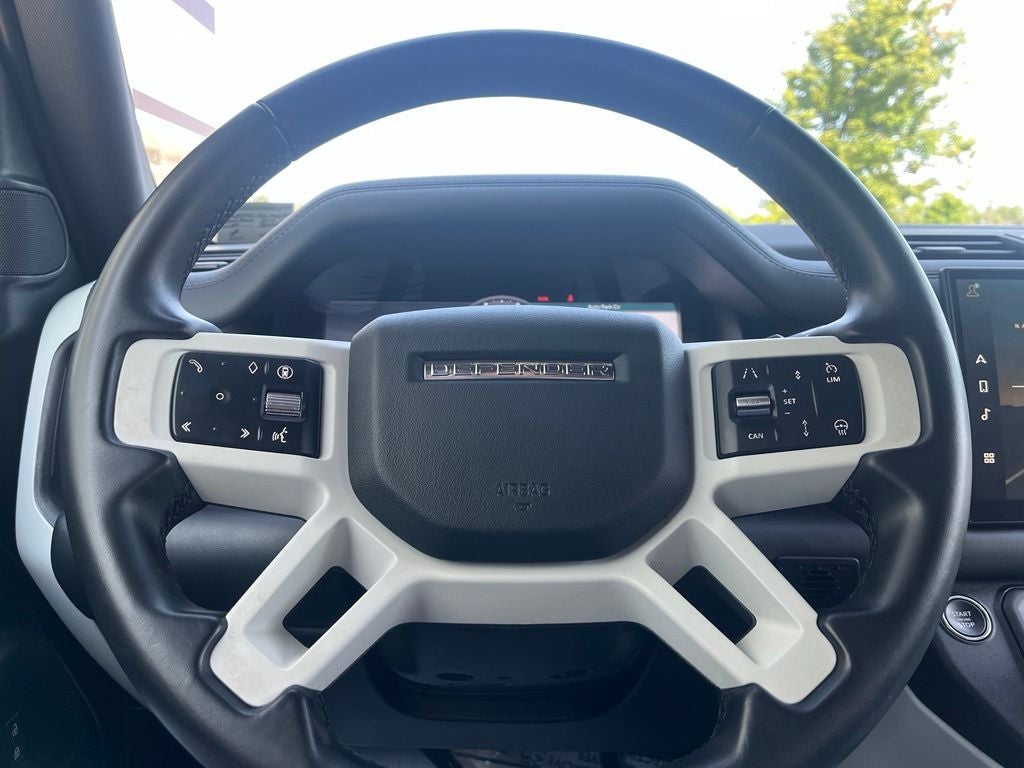 2025 Land Rover Defender 110 X-Dynamic SE 400PS AWD