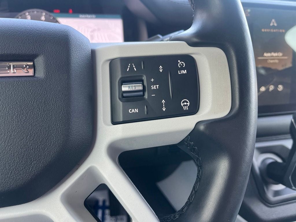 2025 Land Rover Defender 110 X-Dynamic SE 400PS AWD