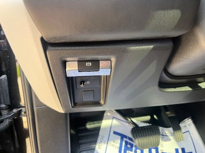2025 Land Rover Defender 110 X-Dynamic SE 400PS AWD