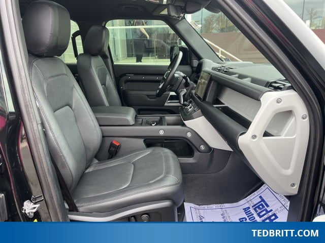 2024 Land Rover Defender 110 SE 500PS 4WD