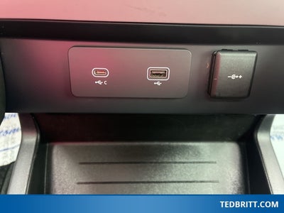 2024 Land Rover Defender 110 SE 500PS 4WD