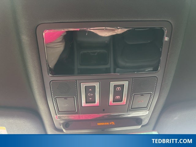 2024 Land Rover Defender 110 SE 500PS 4WD