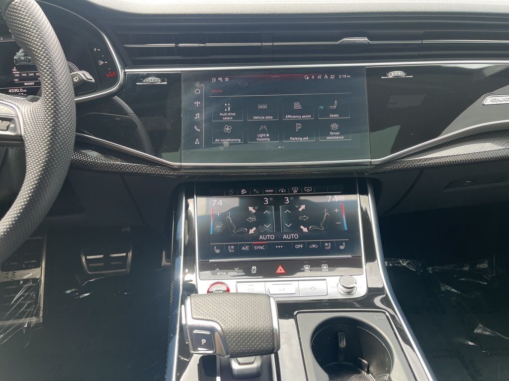2023 Audi SQ7 Prestige quattro | Pano Moonroof | Prestige Pack | Black Op