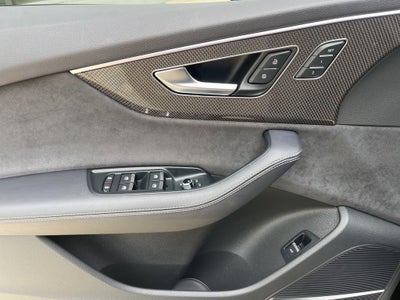 2023 Audi SQ7 Prestige quattro | Pano Moonroof | Prestige Pack | Black Op