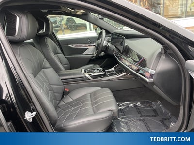 2025 BMW i7 xDrive60 | Executive Pkg | M Sport / M Sport Pro Pkg