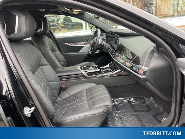 2025 BMW i7 xDrive60 | Executive Pkg | M Sport / M Sport Pro Pkg