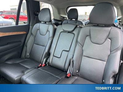 2021 Volvo XC90 T6 Momentum AWD | Pano Roof | 360 Camera | HUD