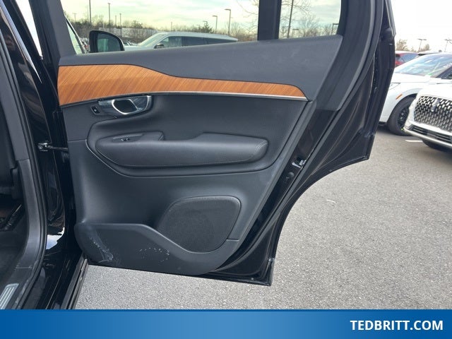 2021 Volvo XC90 T6 Momentum AWD | Pano Roof | 360 Camera | HUD