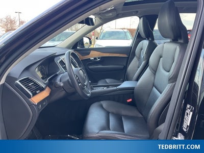 2021 Volvo XC90 T6 Momentum AWD | Pano Roof | 360 Camera | HUD