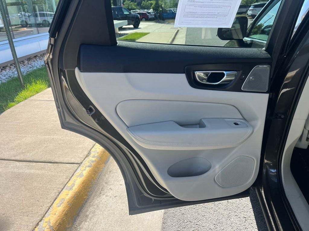 2018 Volvo XC60 T6 Inscription AWD | Pano Roof | 360 Cam | BLIS | Advanced Pkg