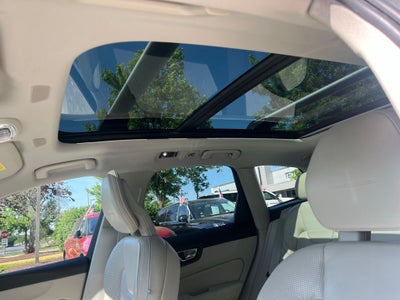 2018 Volvo XC60 T6 Inscription AWD | Pano Roof | 360 Cam | BLIS | Advanced Pkg