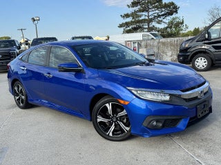 2017 Honda Civic Touring | Navigation | Moonroof | Apple CarPlay