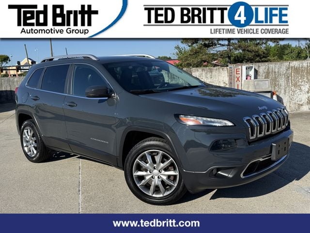 2018 Jeep Cherokee Limited | Panoramic Sunroof | Apple CarPlay | 4WD