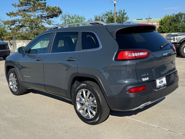 2018 Jeep Cherokee Limited | Panoramic Sunroof | Apple CarPlay | 4WD
