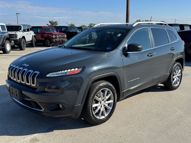 2018 Jeep Cherokee Limited | Panoramic Sunroof | Apple CarPlay | 4WD