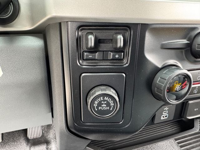 2024 Ford F-350SD XL 179 WB | Crew Cab | Chassis | 7.3L V8