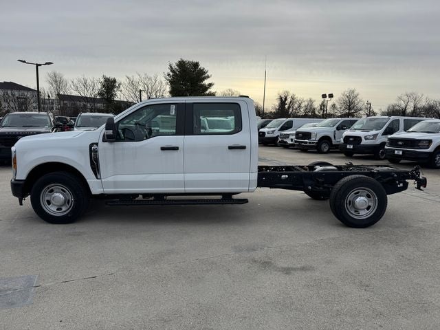 2024 Ford F-350SD XL 179 WB | Crew Cab | Chassis | 7.3L V8