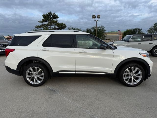 2022 Ford Explorer Platinum | Pano Sunroof | Tow Pkg | 3.0 V6 EcoBoost