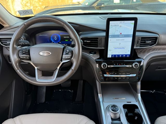 2022 Ford Explorer Platinum | Moonroof | Tech Pkg | Tow Pkg