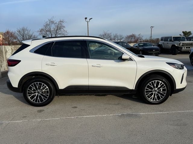 2025 Ford Escape Plug-In Hybrid Base