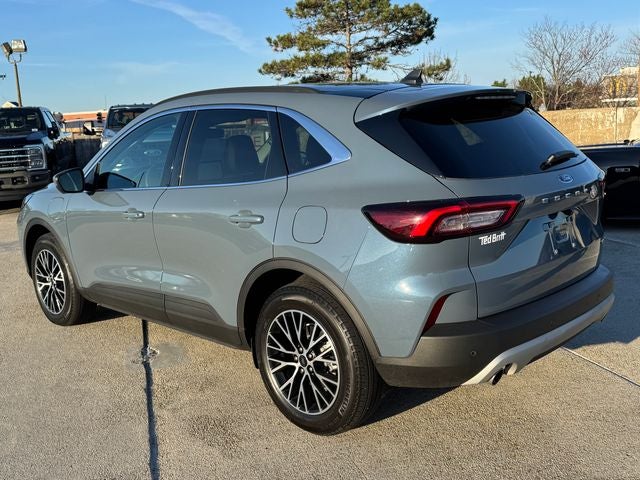 2025 Ford Escape Plug-In Hybrid Base