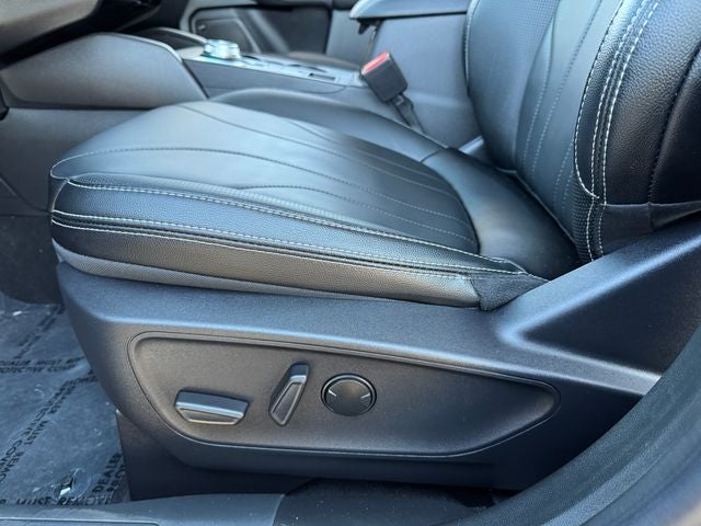 2025 Ford Escape Plug-In Hybrid Base